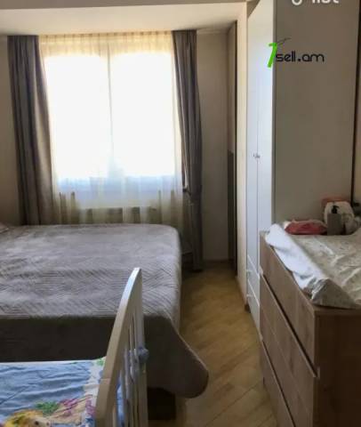 3 սենյականոց բնակարան Զորավար Անդրանիկի փողոցում, 96 ք.մ., 12/14 հարկ, կապիտալ վերանորոգված