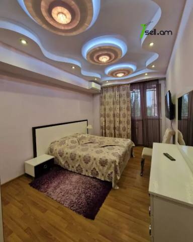 3 սենյականոց բնակարան Եզնիկ Կողբացու փողոցում, 90 ք.մ., բարձր առաստաղներ, 6/11 հարկ