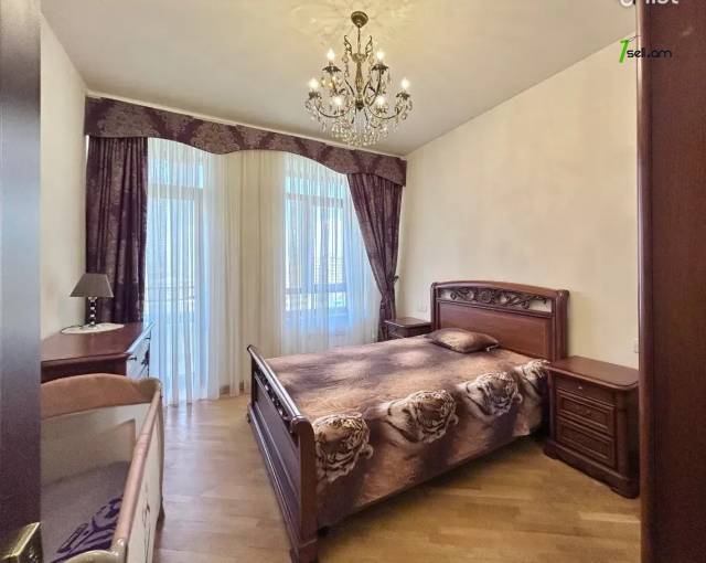 3 սենյականոց բնակարան նորակառույց շենքում Մարո Մարգարյան փողոցում, 92 ք.մ., 10/12 հարկ