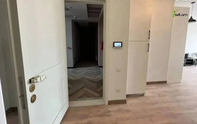 3 սենյականոց բնակարան նորակառույց շենքում Արաբկիրի 21-րդ փողոցում, 84 քմ, 6/8 հարկ, բարձր առաստաղներ