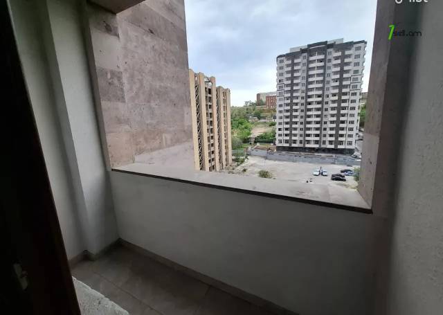 2 սենյականոց բնակարան նորակառույց շենքում Պարույր Սևակի փողոցում, 83 քմ, 8/14 հարկ, բարձր առաստաղներ