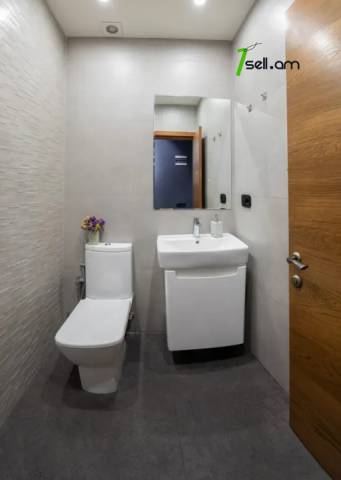 4 սենյականոց բնակարան նորակառույց շենքում Վերին Անտառային փողոցում, 122 ք.մ., 8/10 հարկ