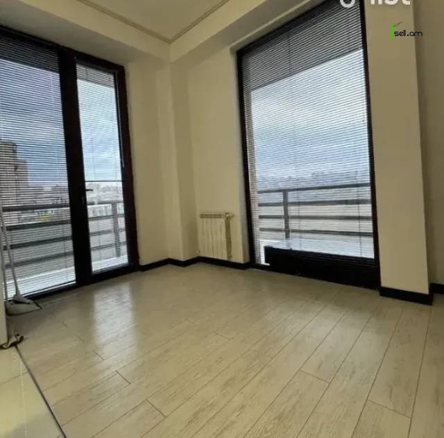 2 սենյականոց բնակարան նորակառույց շենքում Գոգոլի փողոցում, 67 ք.մ., բարձր առաստաղներ, 7/10 հարկ