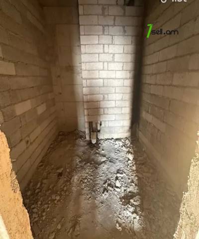 4 սենյականոց բնակարան նորակառույց շենքում Մարշալ Բաղրամյան պողոտայում, 155 քմ, 3+ սանհանգույց