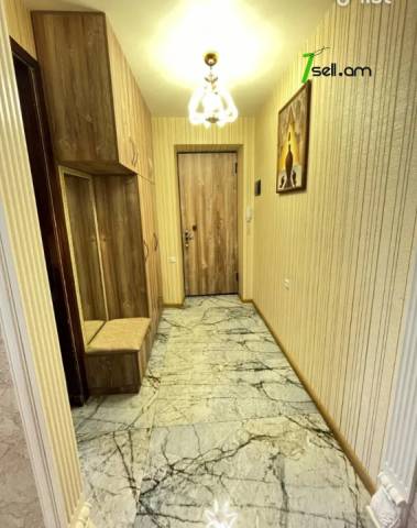 4 սենյականոց բնակարան Դավիթ Մալյան փողոցում, 103 ք.մ., 1/5 հարկ, 2 սանհանգույց, եվրովերանորոգված