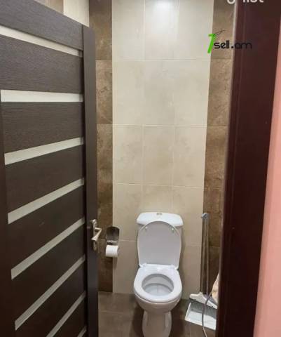 2 սենյականոց բնակարան նորակառույց շենքում Նաիրի Զարյան փողոցում, 74 ք.մ., 9/16 հարկ, 2 սանհանգույց