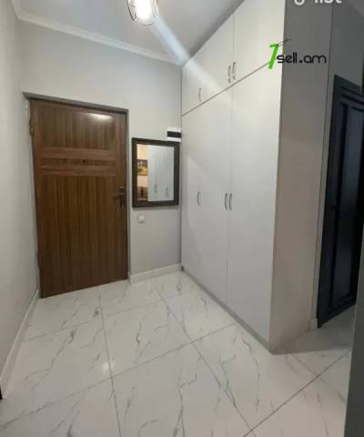 2 սենյականոց բնակարան Ռոստովյան փողոցում, 60 ք.մ., 2/9 հարկ, կապիտալ վերանորոգված