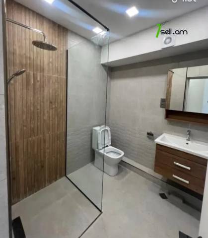 2 սենյականոց բնակարան, Davtashen 2nd Block, 47 քմ, կապիտալ վերանորոգված