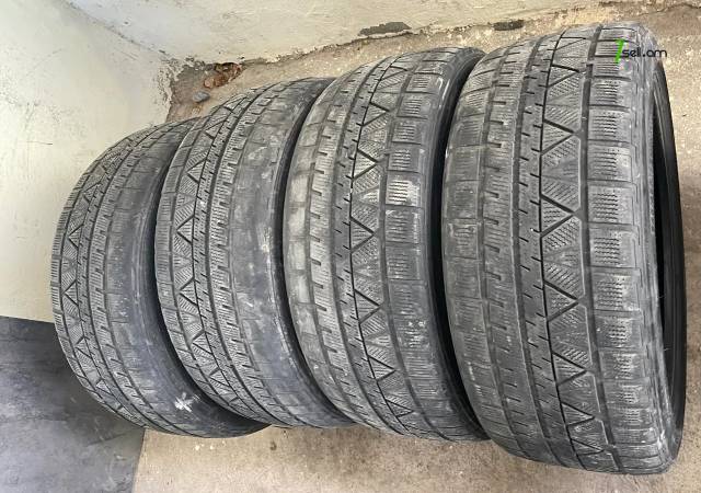 Vitour 4 haat Ձմեռային անվադողեր, 245/45 R19