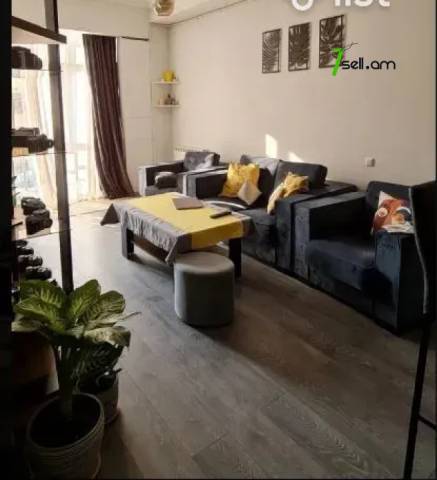 2 սենյականոց բնակարան նորակառույց շենքում Վերին Անտառային փողոցում, 70 ք.մ., բարձր առաստաղներ