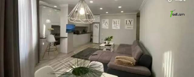 2 սենյականոց բնակարան, Նորաշեն թաղամաս, 60 ք.մ., 9/14 հարկ, կապիտալ վերանորոգված