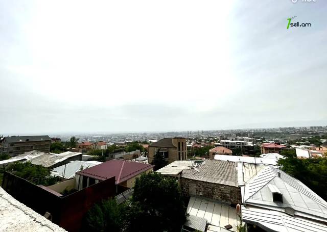 Երկու հարկանի քարե թաունհաուզ Նորքի 7-րդ փողոցում Նորք Մարաշում, 359 ք.մ., 3+ սանհանգույց