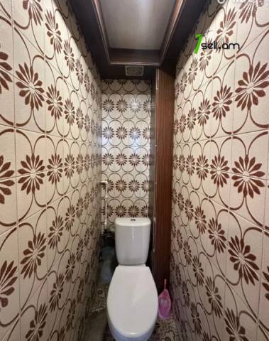 3 սենյականոց բնակարան, 16 թաղամաս, 78 ք.մ., 12/16 հարկ, կապիտալ վերանորոգված