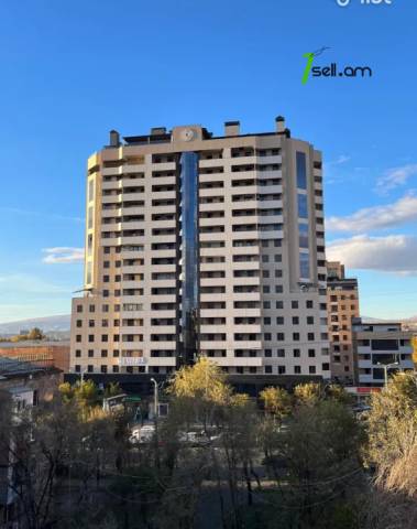 3 սենյականոց բնակարան նորակառույց շենքում Կոմիտասի պողոտայում, 64 քմ, 8/17 հարկ, բարձր առաստաղներ