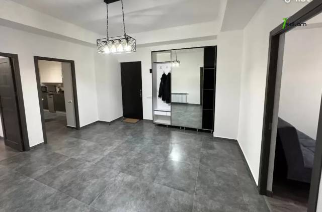 3 սենյականոց բնակարան նորակառույց շենքում Ադոնցի փողոցում, 97 ք.մ., 2/8 հարկ, 2 սանհանգույց