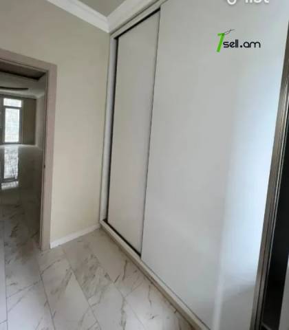 Երկու հարկանի քարե տուն Հալաբյան փողոցում Աջափնյակում, 130 ք.մ., 3+ սանհանգույց