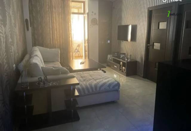 3 սենյականոց բնակարան նորակառույց շենքում Կոմիտասի պողոտայում, 70 ք.մ., 2/14 հարկ, բարձր առաստաղներ