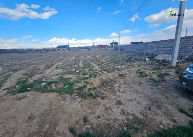 Գյուղատնտեսական հողատարածք 4-րդ փողոցում Զովունիում, 3000 ք.մ.