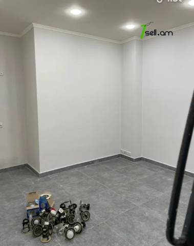 Գրասենյակային տարածք, Սախարովի հրապարակ կենտրոնում, 66 ք.մ.