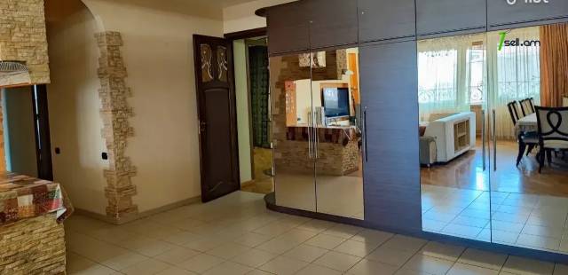 4 սենյականոց բնակարան նորակառույց շենքում Հյուսիսային պողոտայում, 160 քմ, նախավերջին հարկ