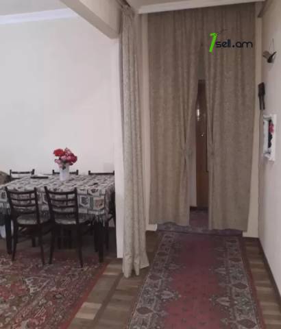 2 սենյականոց բնակարան Կոմիտասի պողոտայում, 70 ք.մ., բարձր առաստաղներ, նախավերջին հարկ
