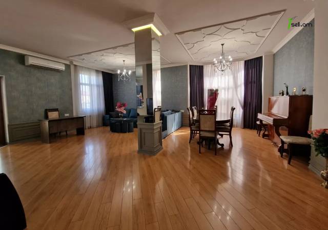 Երկու հարկանի քարե տուն Մելքումովի փողոցում Դավիթաշենում, 600 ք.մ., 3+ սանհանգույց, եվրովերանորոգված