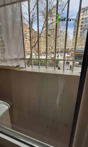 3 սենյականոց բնակարան Արամի փողոցում, 80 ք.մ., 2/9 հարկ, կապիտալ վերանորոգված