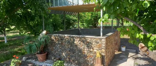 Մեկ հարկանի քարե տուն Ղուկասավանում, 2000 ք.մ., մեծ հողամաս, կապիտալ վերանորոգված