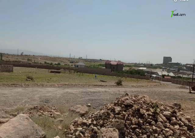 Հողատարածք բնակելի շինությունների համար Պռոշյանում, 1000 քմ