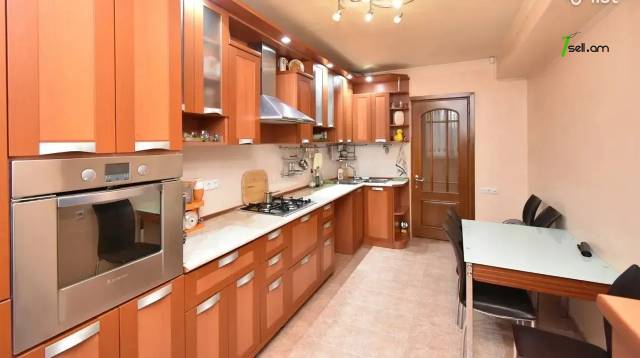 3 սենյականոց բնակարան Վաղարշ Վաղարշյան փողոցում, 83 ք.մ., 3/14 հարկ, եվրովերանորոգված