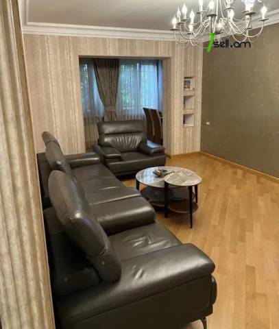 3 սենյականոց բնակարան Կարախանյան փողոցում, 90 ք.մ., 2/9 հարկ, կապիտալ վերանորոգված