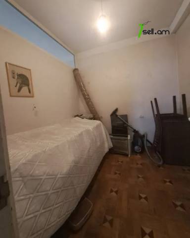 3 սենյականոց բնակարան, Մովսես Խորենացի փողոց 1-ին նրբանցք, 93 ք.մ., 2 սանհանգույց, 6/13 հարկ