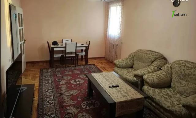 3 սենյականոց բնակարան Էզրաս Հասրաթյան փողոցում, 60 քմ, նախավերջին հարկ, կոսմետիկ վերանորոգում