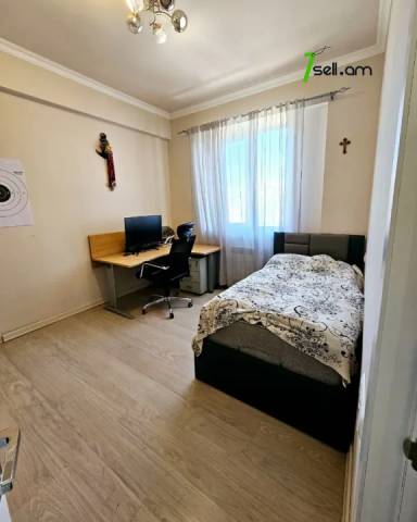 4 սենյականոց բնակարան նորակառույց շենքում Անաստաս Միկոյանի փողոցում, 105 ք.մ., 2 սանհանգույց