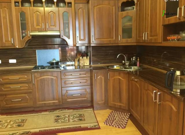 4 սենյականոց բնակարան նորակառույց շենքում Տերյան փողոցում, 193 քմ, 7/9 հարկ, 2 սանհանգույց