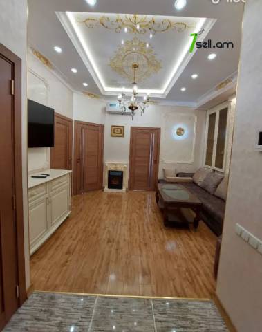 3 սենյականոց բնակարան նորակառույց շենքում Նիկողայոս Ադոնցի փողոցում, 60 ք.մ., բարձր առաստաղներ