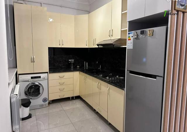 2 սենյականոց բնակարան նորակառույց շենքում Վարդան Աճեմյանի փողոցում, 45 ք.մ., կապիտալ վերանորոգված