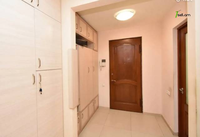 3 սենյականոց բնակարան նորակառույց շենքում Պարոնյան փողոցում, 102 քմ, 6/11 հարկ, բարձր առաստաղներ