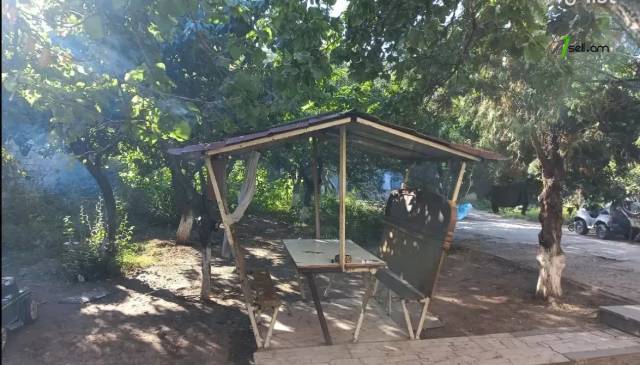 Երկու հարկանի քարե տուն Շոպրոնի փողոցում Նոր Նորքում, 200 քմ, մեծ հողամաս, կոսմետիկ վերանորոգում