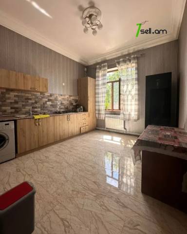 Երկու հարկանի քարե տուն Շահումյանի 16-րդ փողոցում Մալաթիա Սեբաստիայում, 500 քմ, 2 սանհանգույց