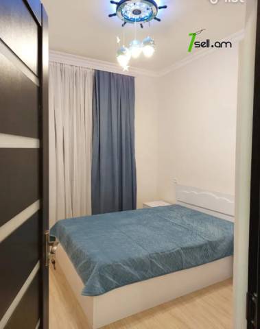 3 սենյականոց բնակարան նորակառույց շենքում Նիկողայոս Ադոնցի փողոցում, 75 ք.մ., 2 սանհանգույց