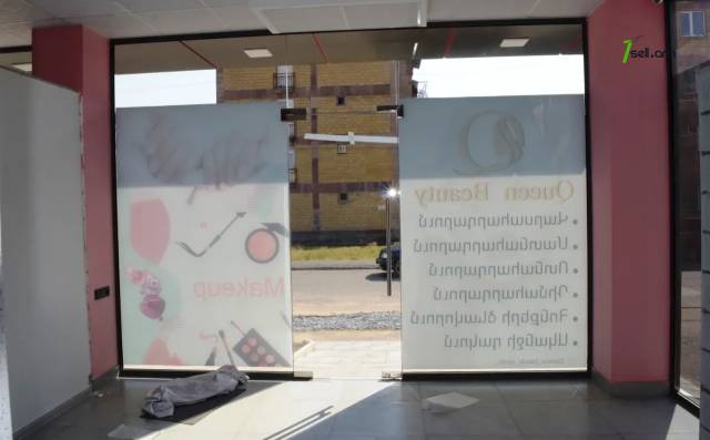 Առևտրային տարածք Կ. Հալաբյան փողոցում Գյումրիում, 98 ք.մ.