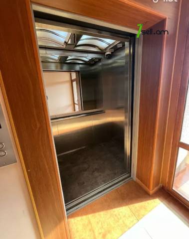 3 սենյականոց բնակարան նորակառույց շենքում Ծարավ աղբյուրի փողոցում, 101 ք.մ., 9/16 հարկ