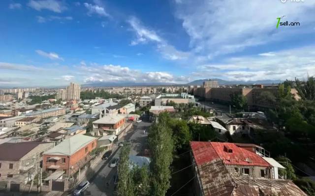 2 սենյականոց բնակարան Արամ Խաչատրյան փողոցում, 49 քմ, 9/13 հարկ, դիզայներական ոճով վերանորոգված