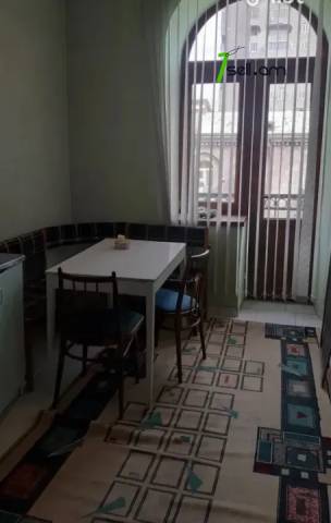 2 սենյականոց բնակարան Սեբաստիայի փողոցում, 75 ք.մ., բարձր առաստաղներ, մի քանի պատշգամբ, քարե շենք