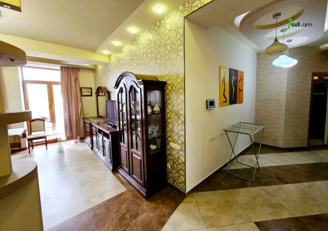 3 սենյականոց բնակարան նորակառույց շենքում Երվանդ Քոչարի փողոցում, 105 ք.մ., 3+ սանհանգույց