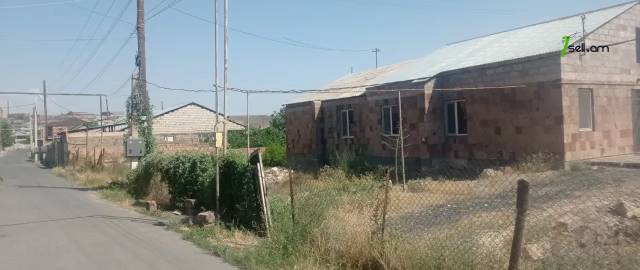 Հողատարածք բնակելի շինությունների համար Պռոշյանում, 500 ք.մ.