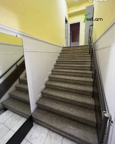 Գրասենյակային տարածք Բեկնազարյան փողոցում Աջափնյակում, 200 քմ