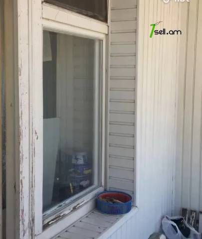 3 սենյականոց բնակարան Դրոյի փողոցում, 77 ք.մ., նախավերջին հարկ, բարձր առաստաղներ