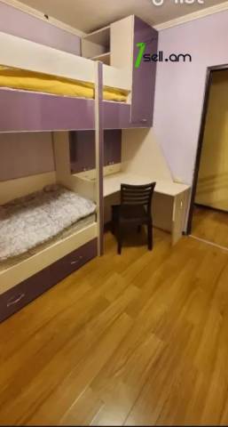 3 սենյականոց բնակարան Սունդուկյան փողոցում, 90 քմ, մի քանի պատշգամբ, կապիտալ վերանորոգված